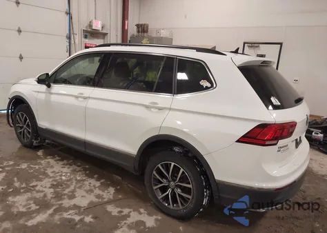 2018 Volkswagen Tiguan 2.0T Se/2.0T Sel z USA, uszkodzony, nr VIN 3VV2B7AX3JM205044